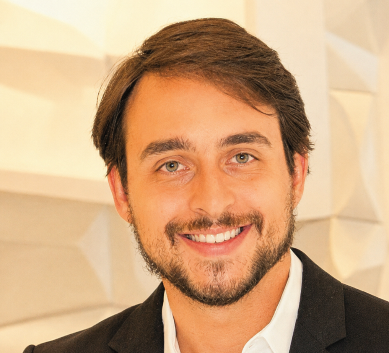 Thiago de Almeida Prado Naves Carneiro